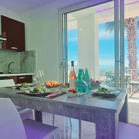 Ninfa Sul Mare Apartments 50 M E T R I Dal Mare Best Breakfast And Free Parking Capo Vaticano Eksteriør bilde