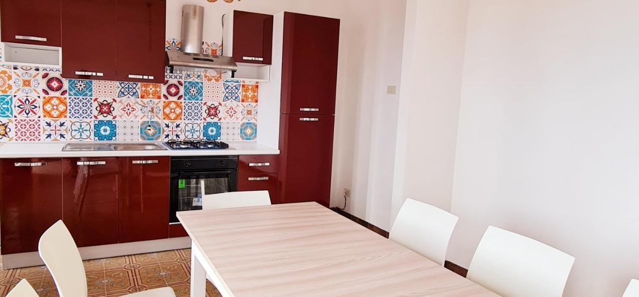 Ninfa Sul Mare Apartments 50 M E T R I Dal Mare Best Breakfast And Free Parking Capo Vaticano Eksteriør bilde